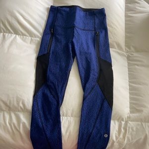 Brilliant blue lulu leggings cropped size 4